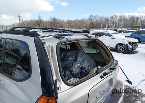 2005 GMC Envoy Sle z USA, uszkodzony, nr VIN 1GKDS13S052385705